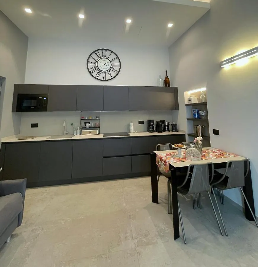 Holiday home Civico29 Appartamento Bilocale Como Italy